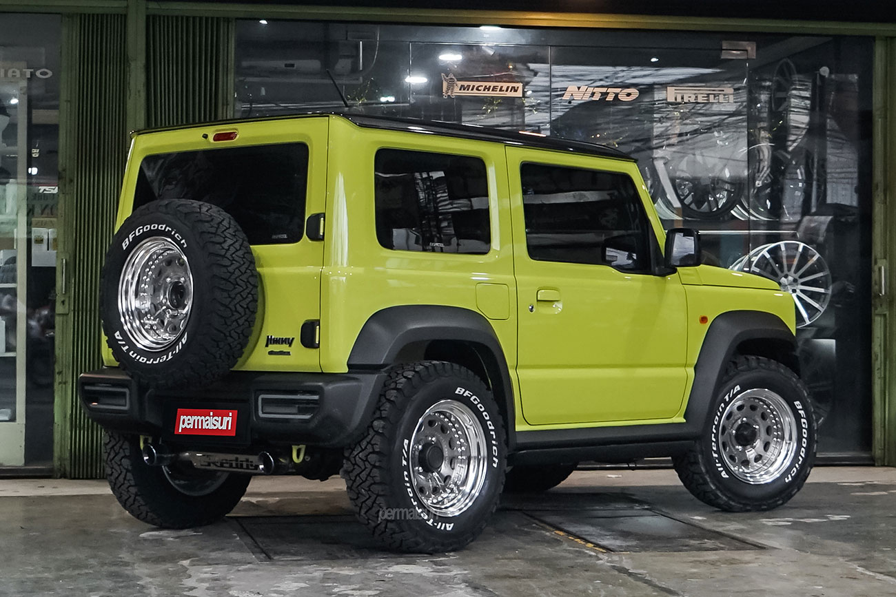 WORK Crag Galvatre with Suzuki Jimny