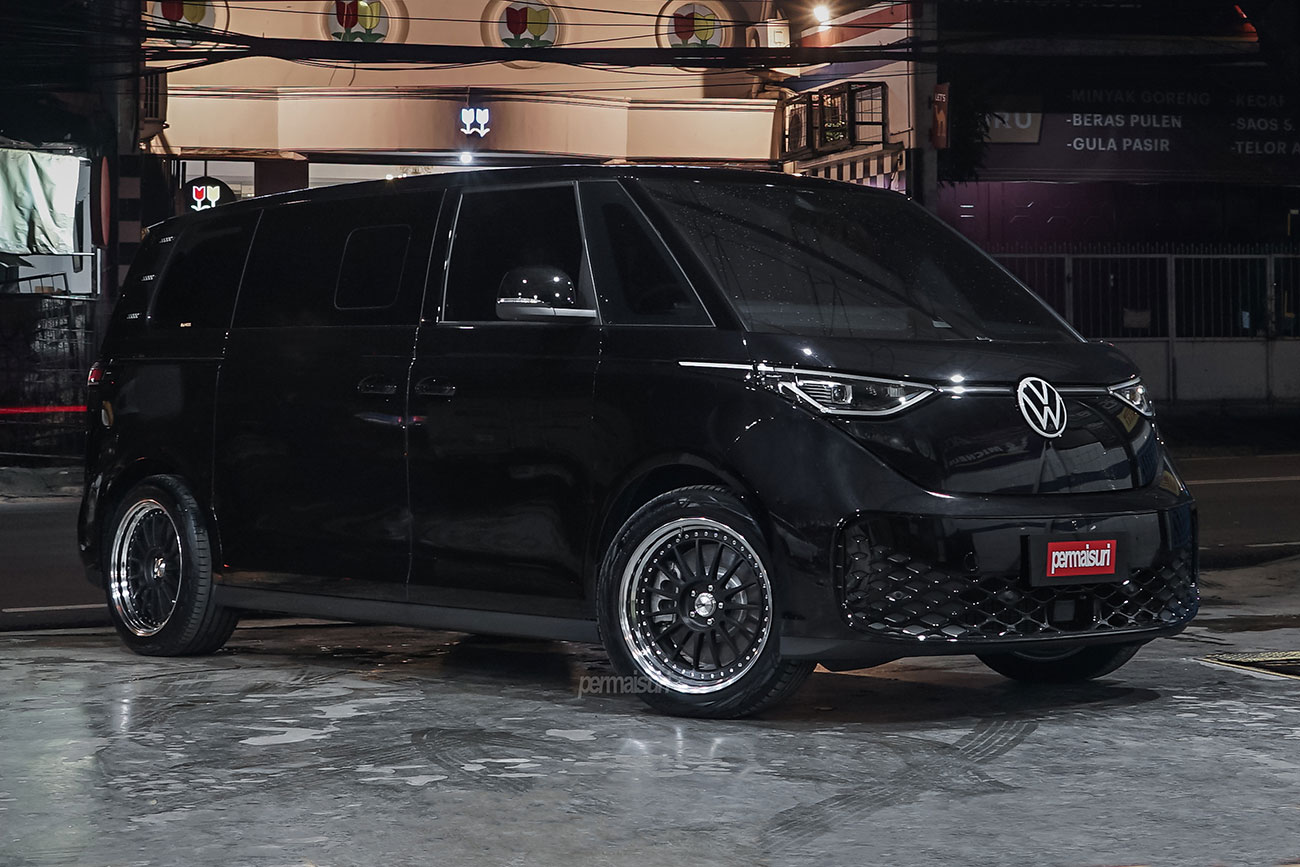 SSR TF1T with Volkswagen ID.Buzz