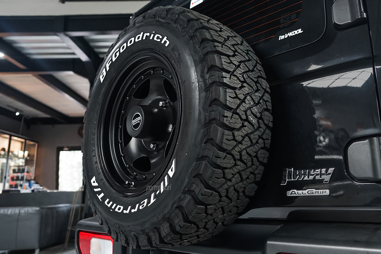 American Racing Modesto with Suzuki Jimny