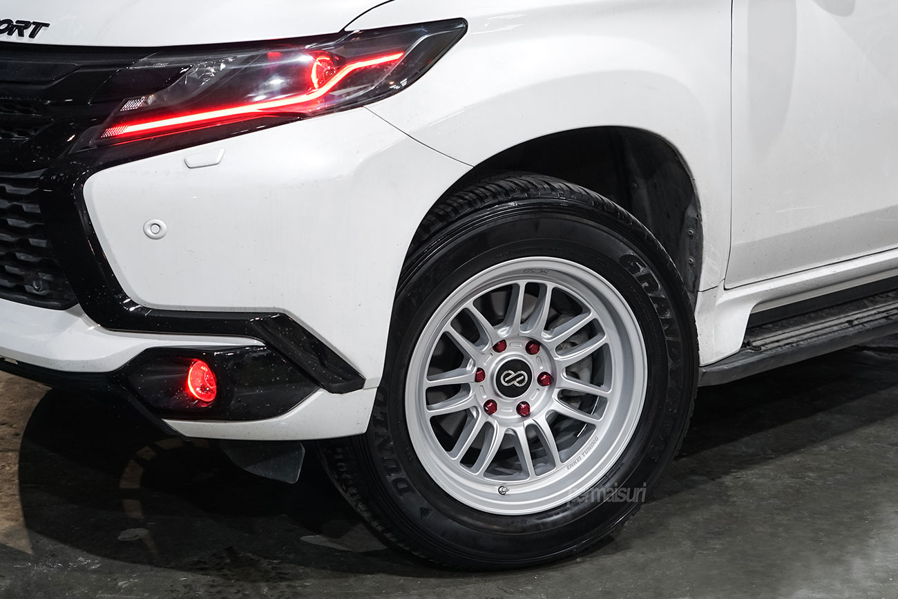 Enkei SC59 with Mitsubishi Pajero Sport