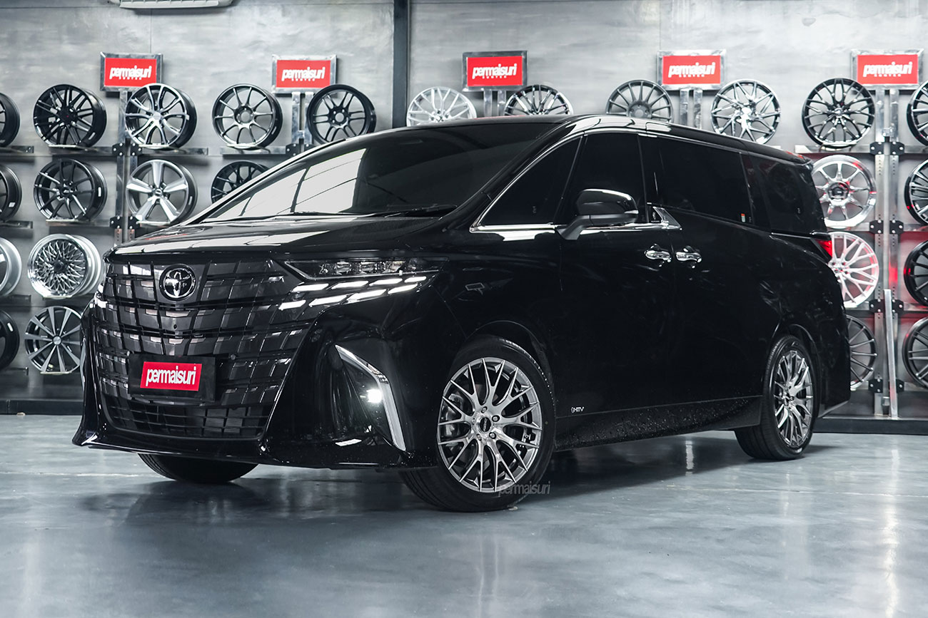 Rays Homura 2X9R with Toyota Alphard