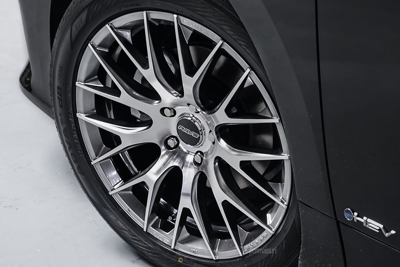Rays Homura 2X9R with Toyota Alphard
