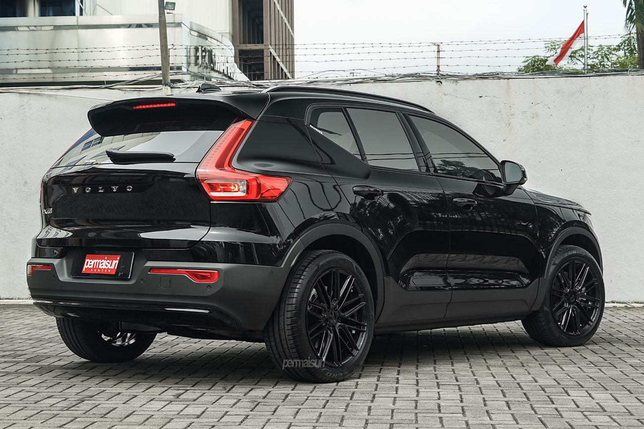 TSW Pescara with Volvo EX40