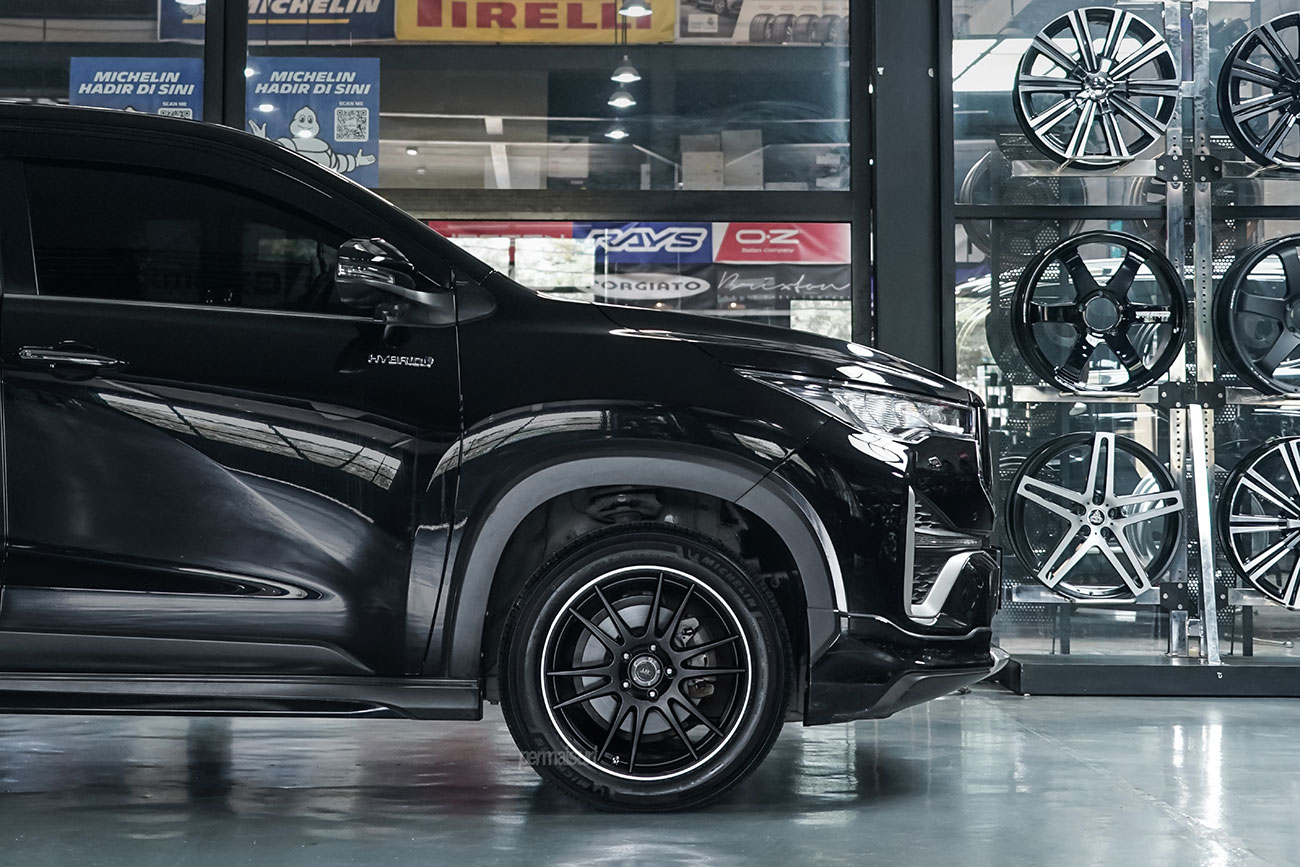 GenZo LSF2 with Toyota Innova Zenix