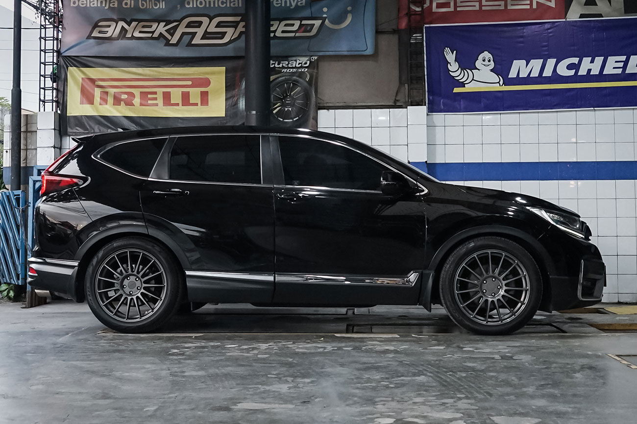 TSW Paddock with Honda CRV