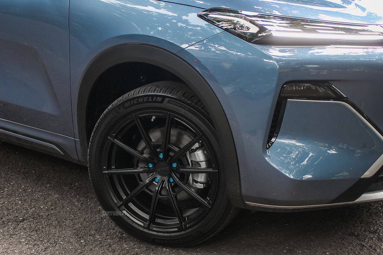 SRC SR02 with Geely Starray