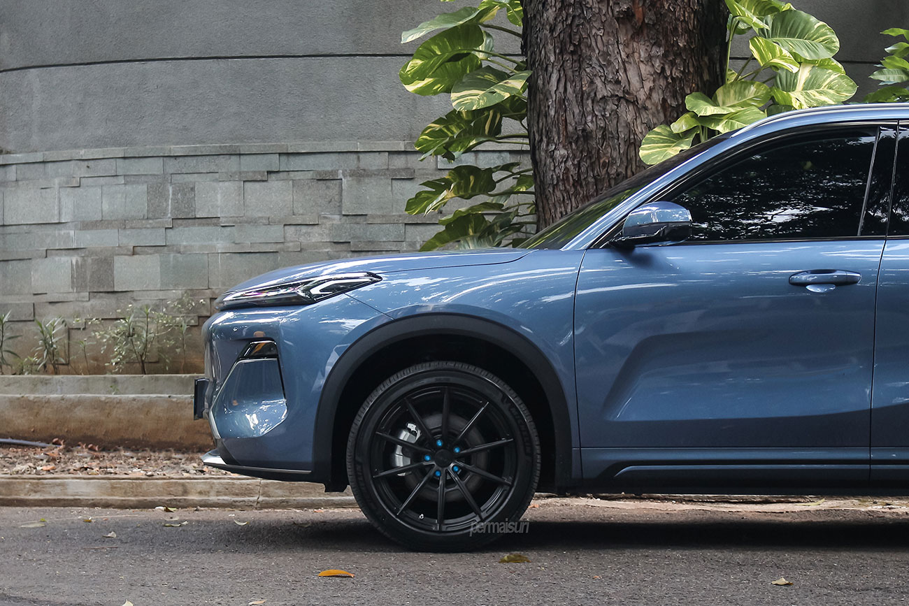 SRC SR02 with Geely Starray