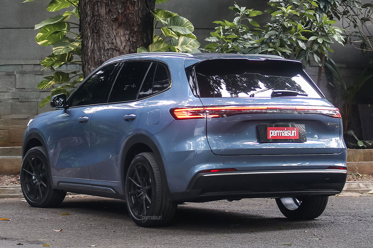 SRC SR02 with Geely Starray