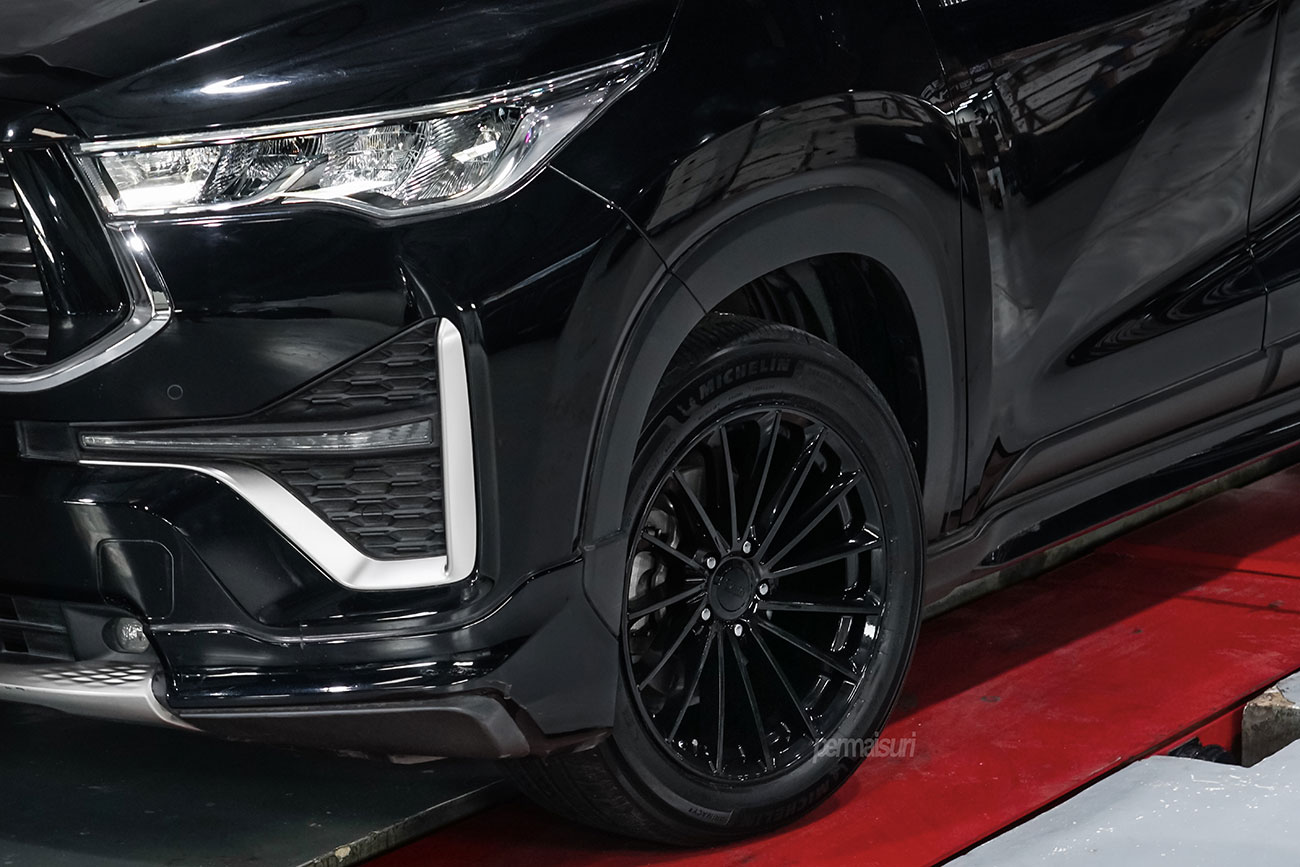 OHM Proton with Toyota Innova Zenix