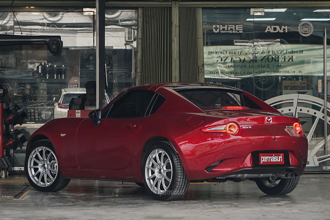 Enkei SC22 with Mazda MX5