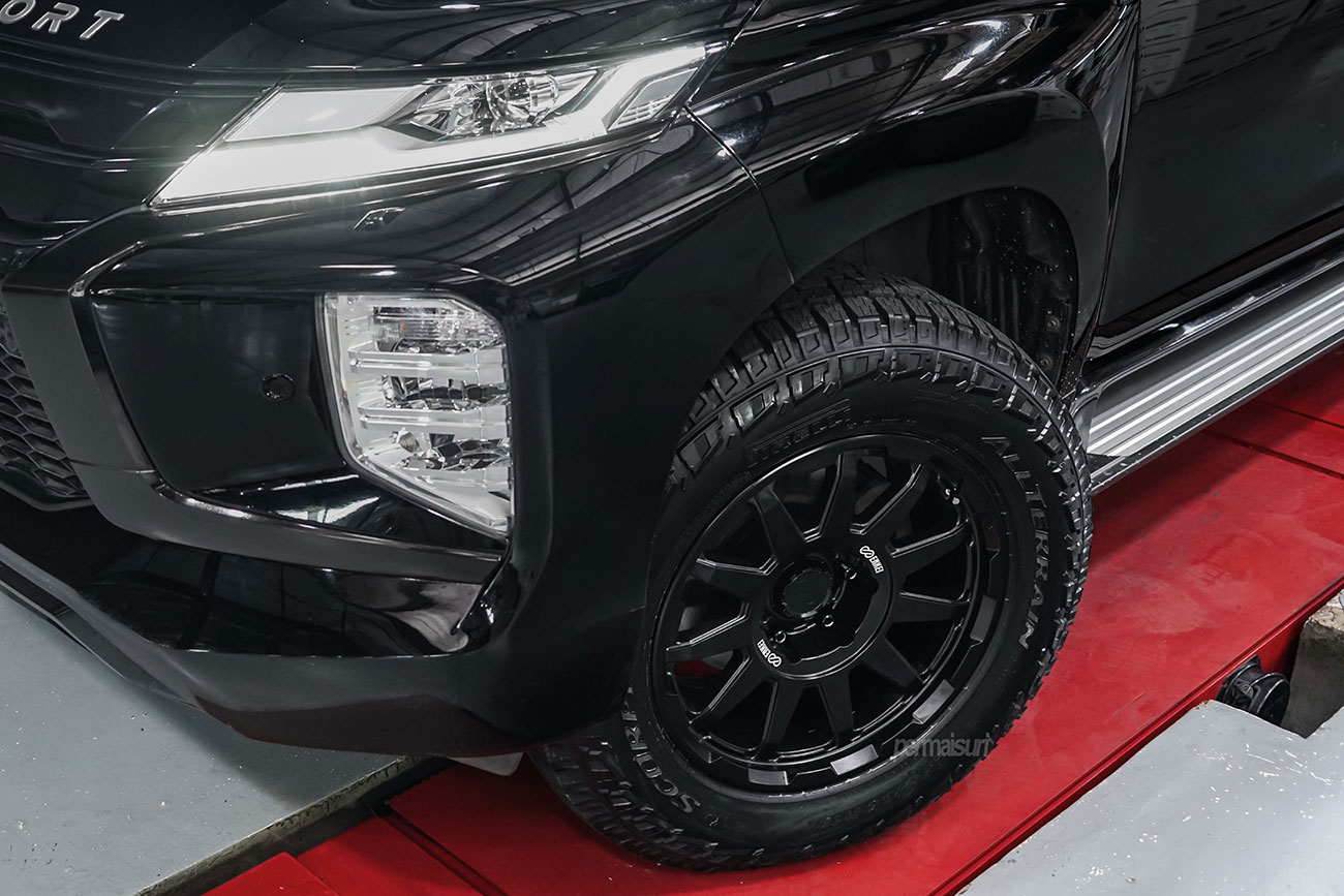 Enkei Trail Cross with Mitsubishi Pajero Sport