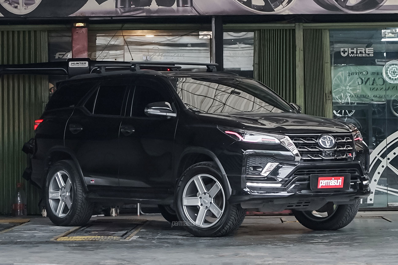 KMC MD5 with Toyota Fortuner