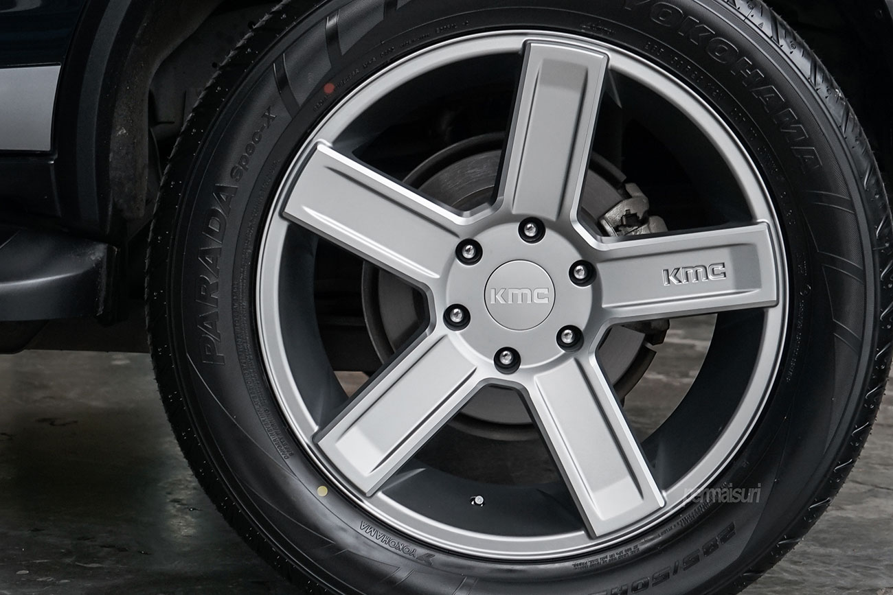 KMC MD5 with Toyota Fortuner