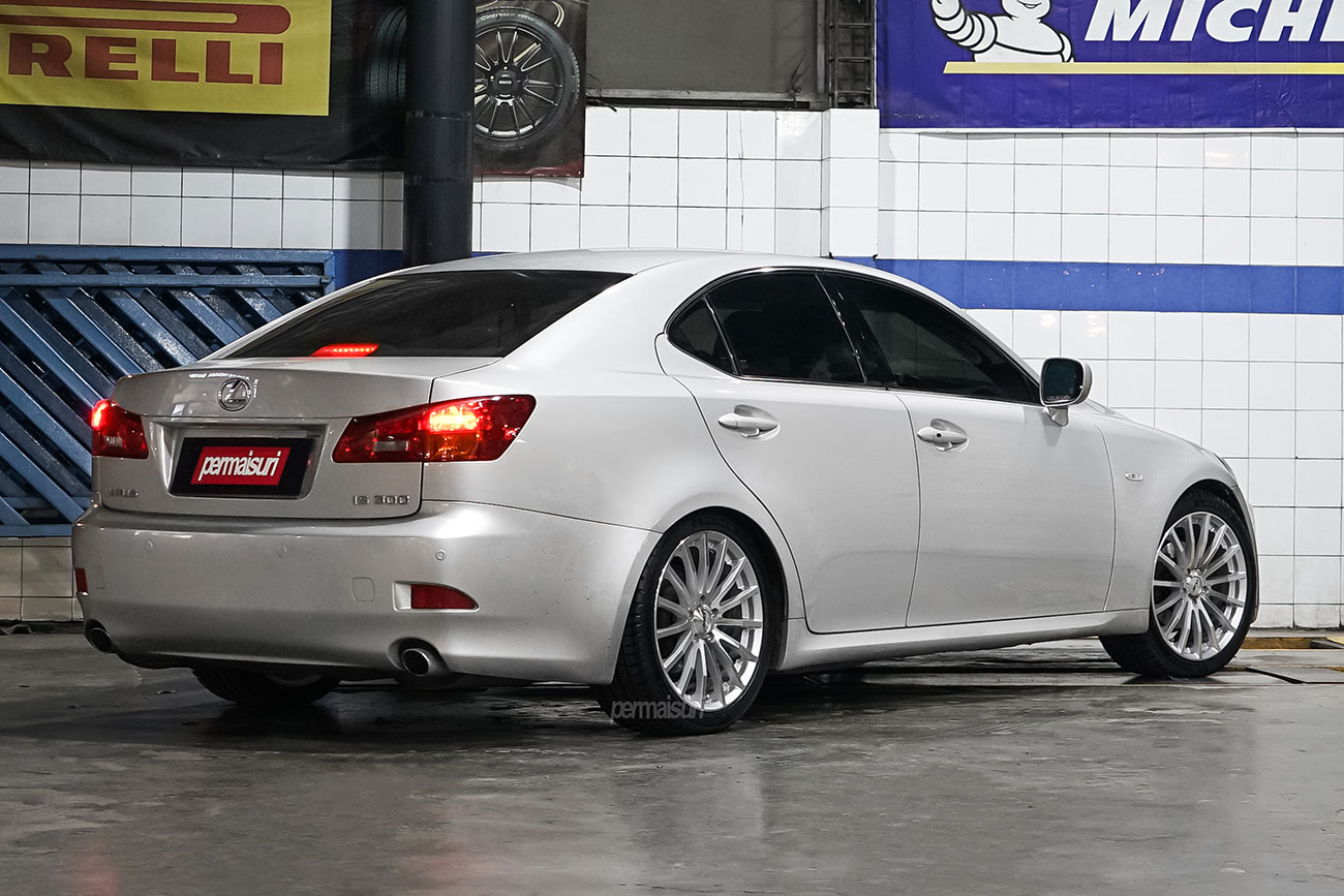 TSW Mallory with Lexus IS300