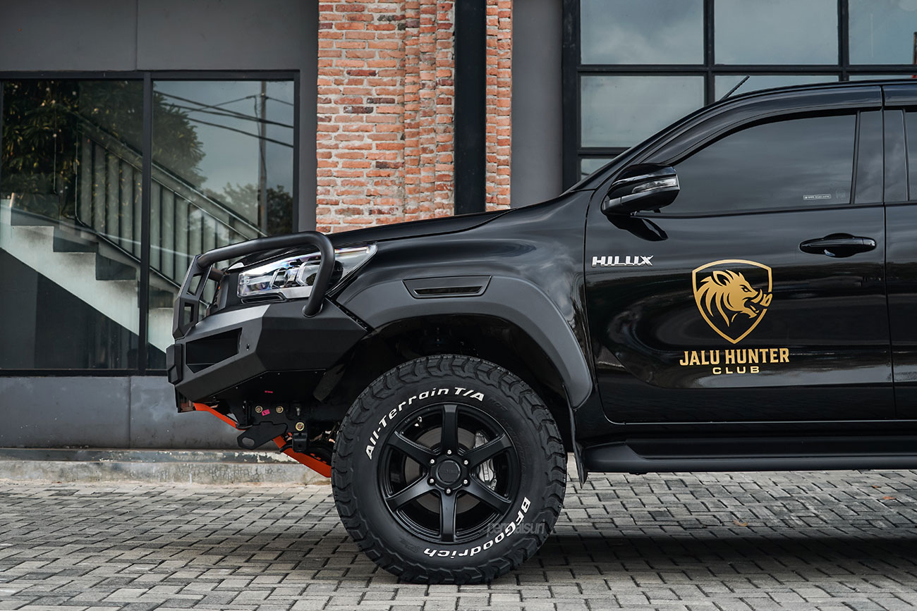 Enkei Cyclone with Toyota Hilux