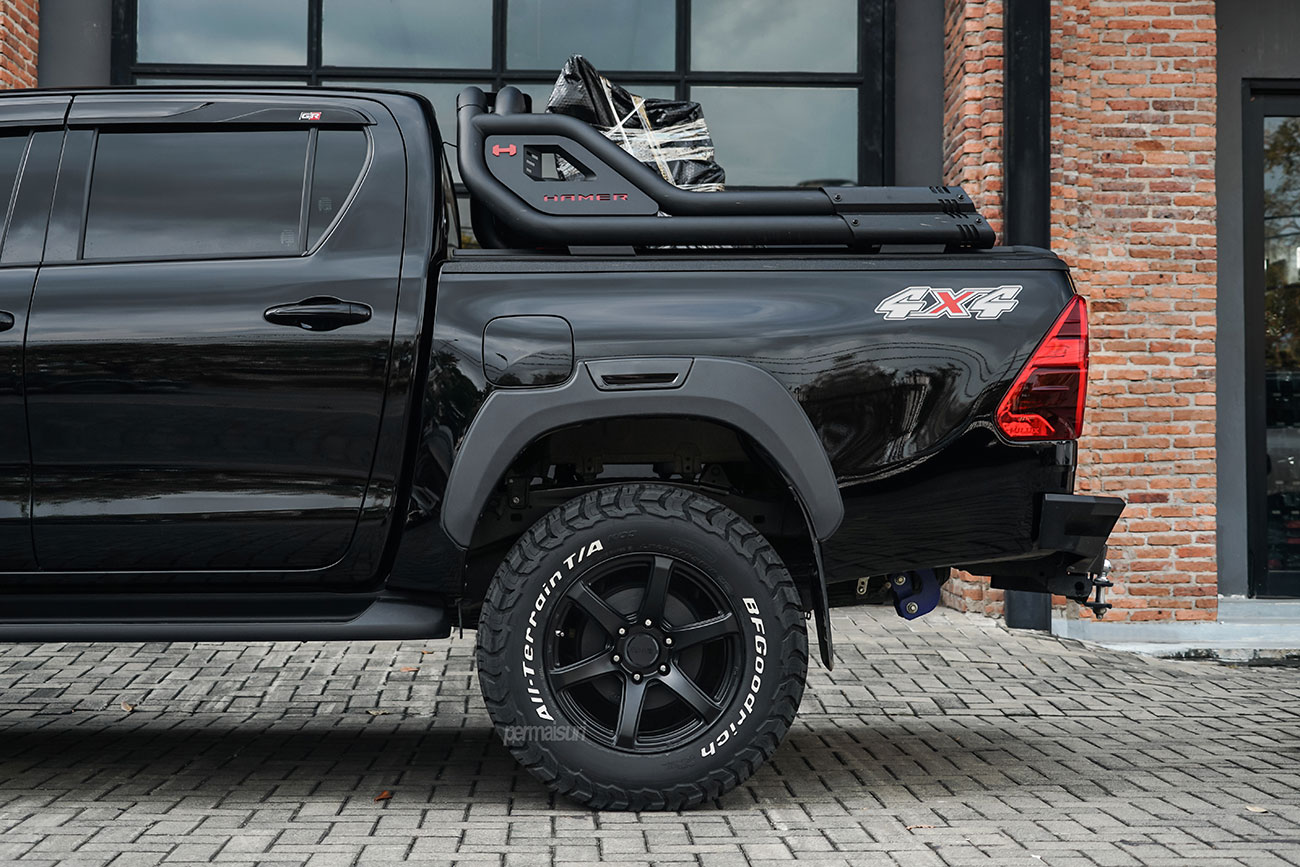 Enkei Cyclone with Toyota Hilux