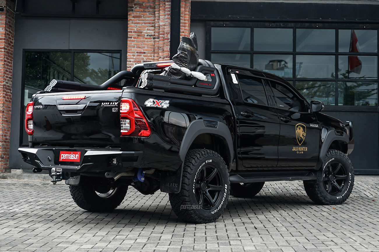 Enkei Cyclone with Toyota Hilux