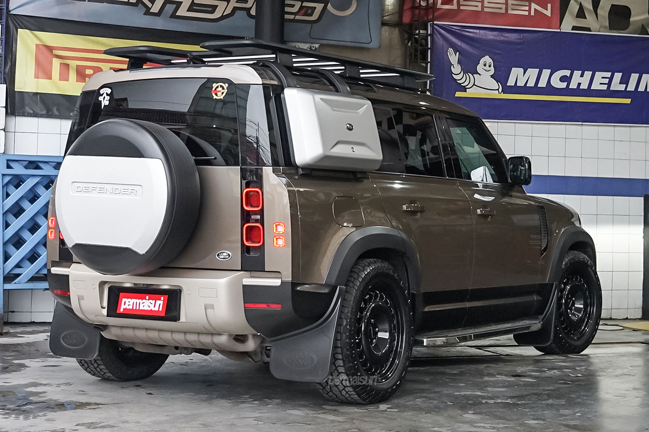Rotiform STL with Land Rover Defender L663