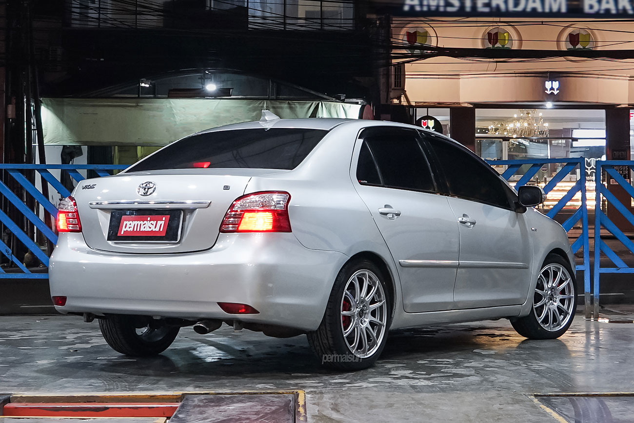 Enkei SC22 with Toyota Vios