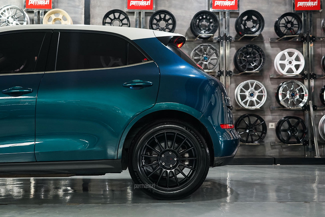 TSW Paddock with GWM Ora 3