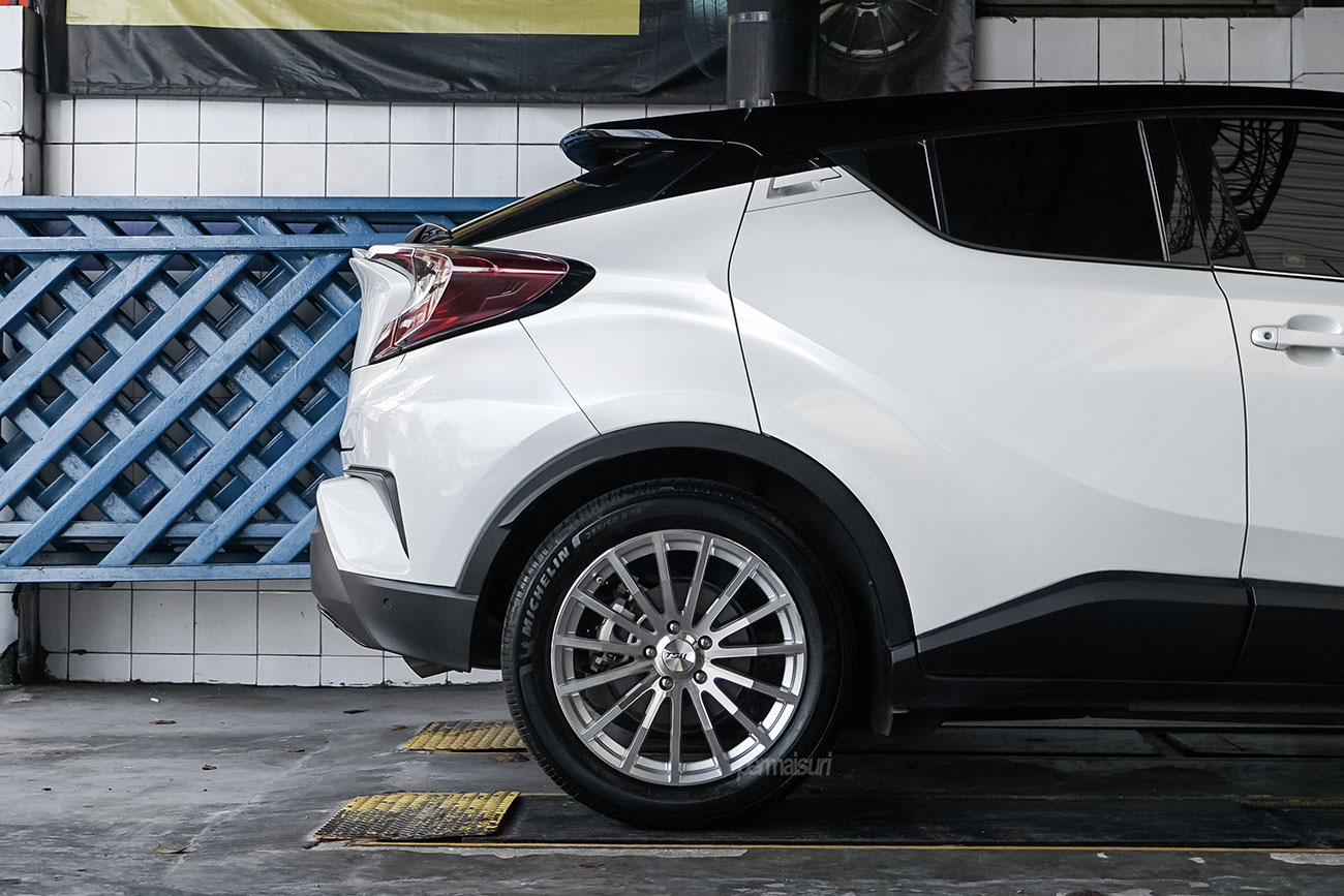 TSW Mallory with Toyota CHR