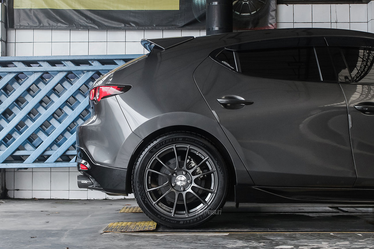 SSR GTX04 with Mazda 3