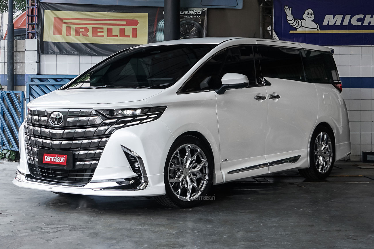 Facewheels FW1047 with Toyota Alphard