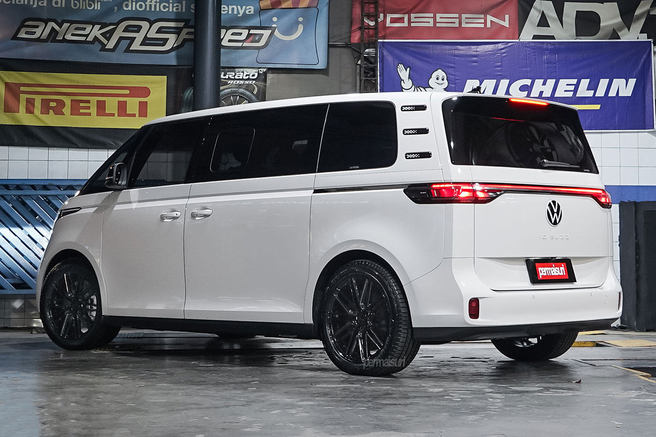 TSW Pescara with Volkswagen ID.Buzz