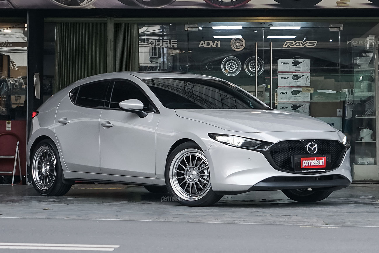 SSR TF1 with Mazda 3