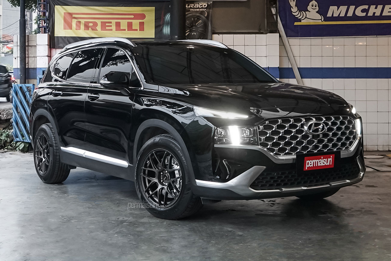 WedsSport SA-27R with Hyundai Santa Fe