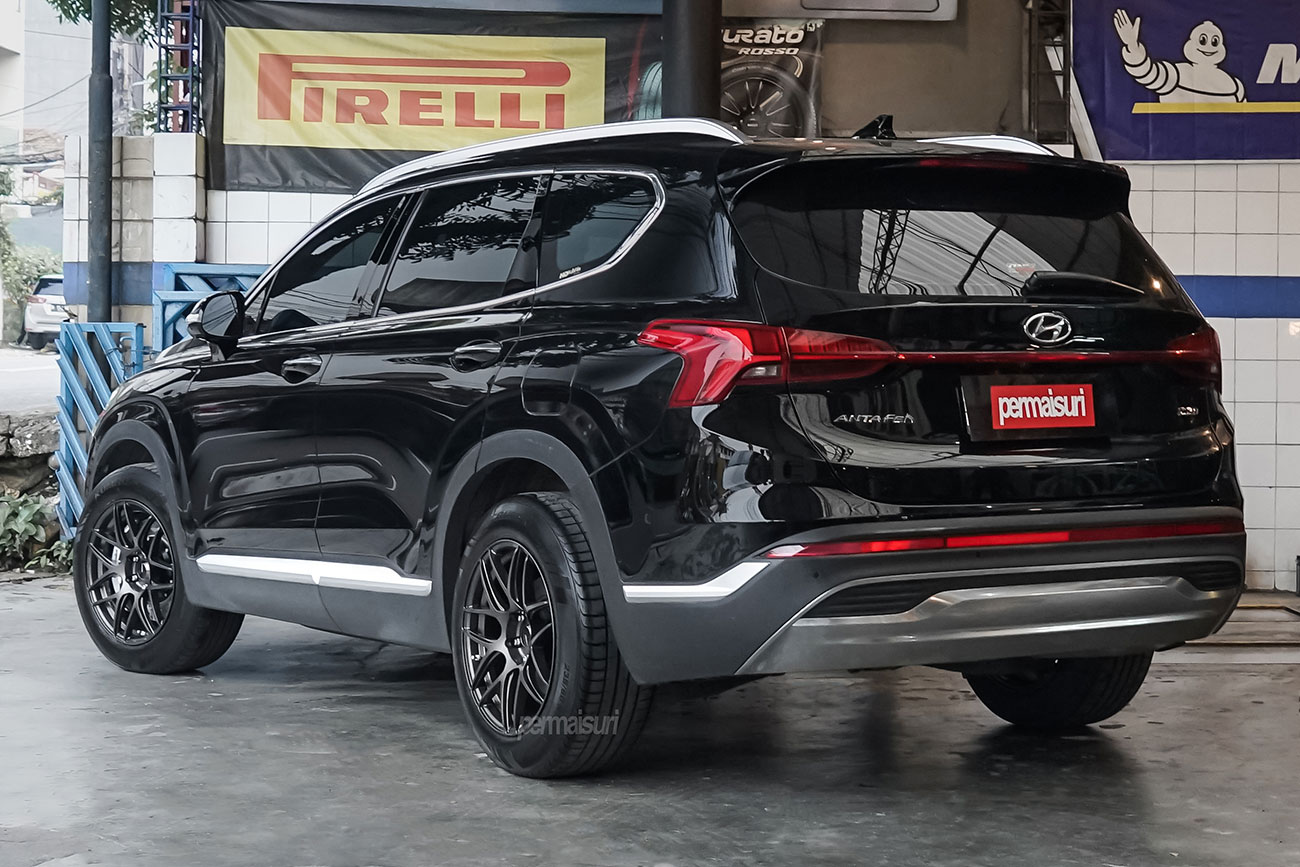 WedsSport SA-27R with Hyundai Santa Fe