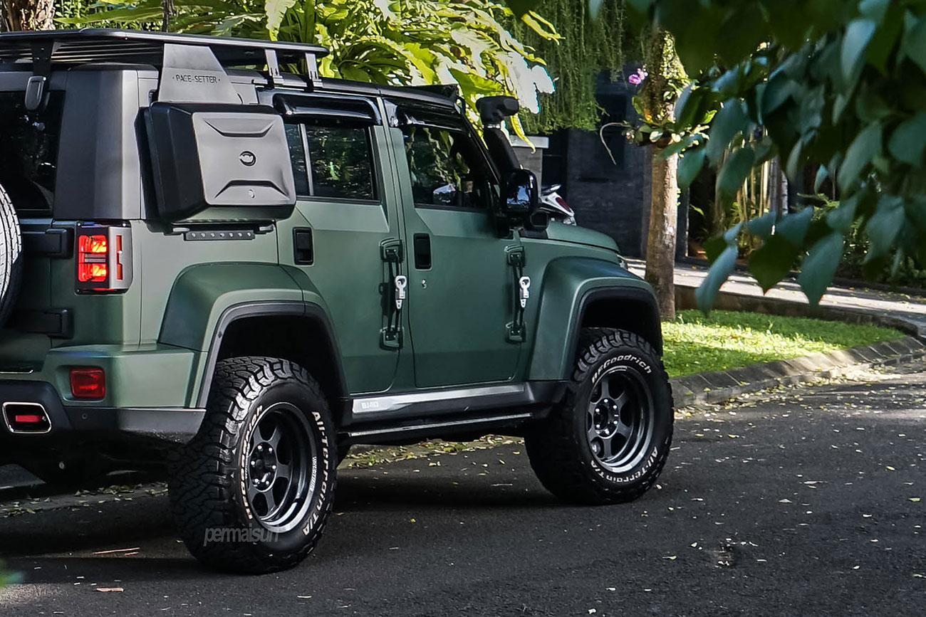 Rays Volk Racing TE37XT M-Spec with BAIC BJ40 Plus