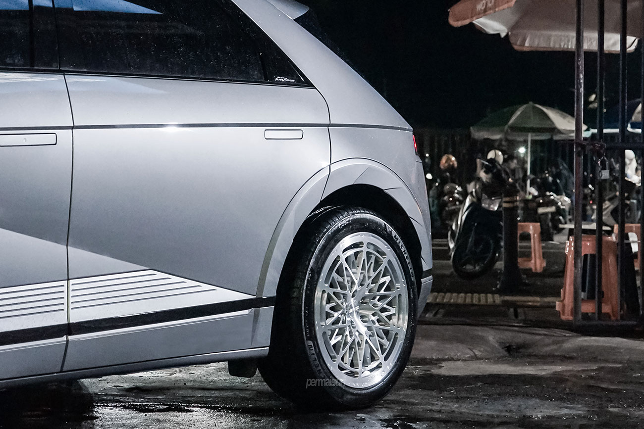 SRC SR04 with Hyundai Ioniq 5