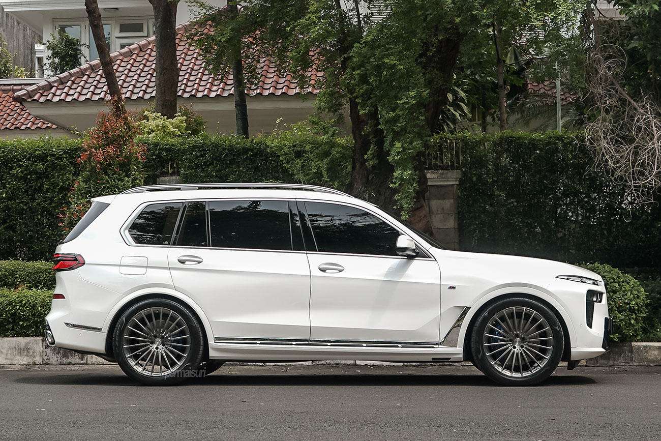 SRC SR03 with BMW X7 Series G07