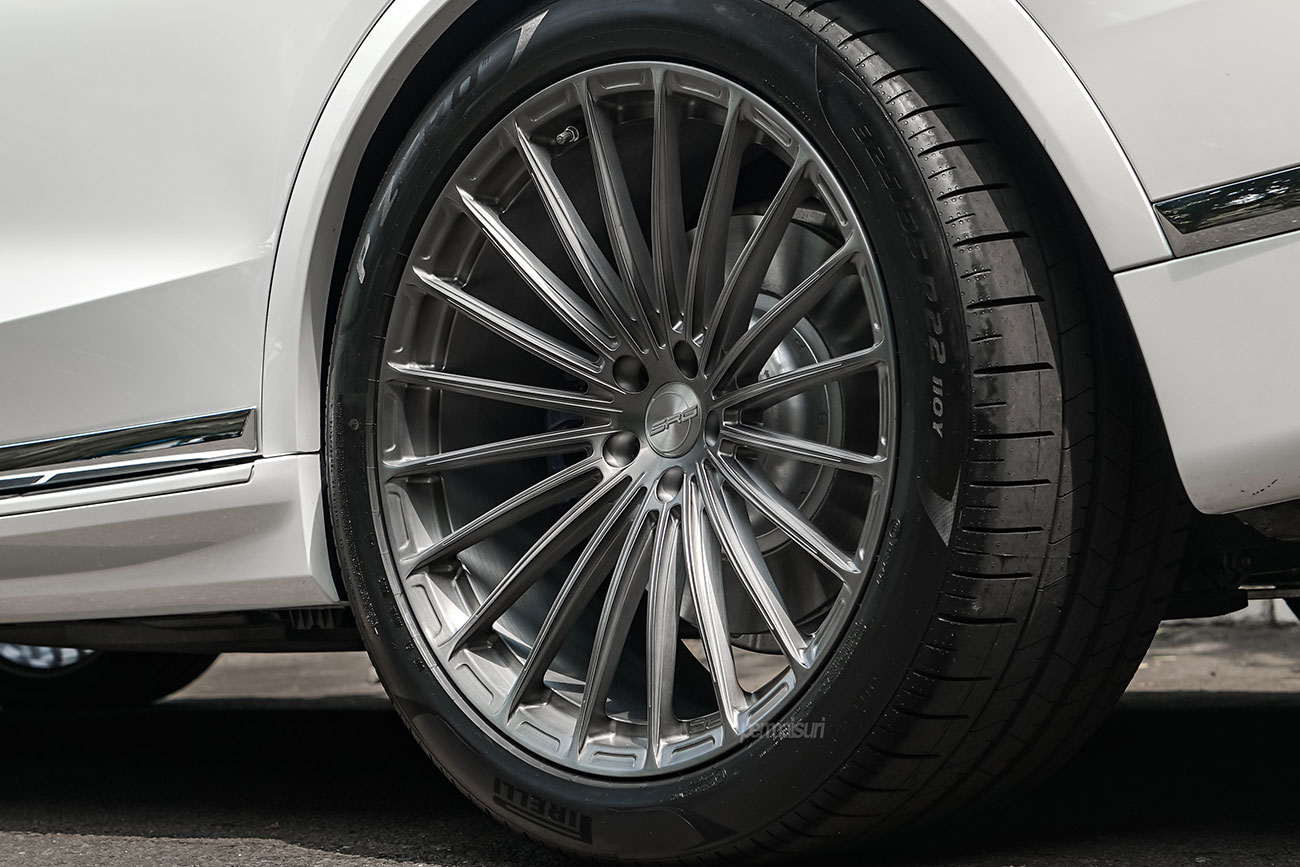 SRC SR03 with BMW X7 Series G07