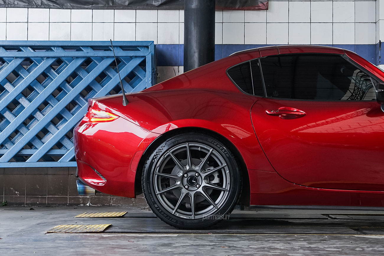 Enkei SC46 with Mazda MX-5