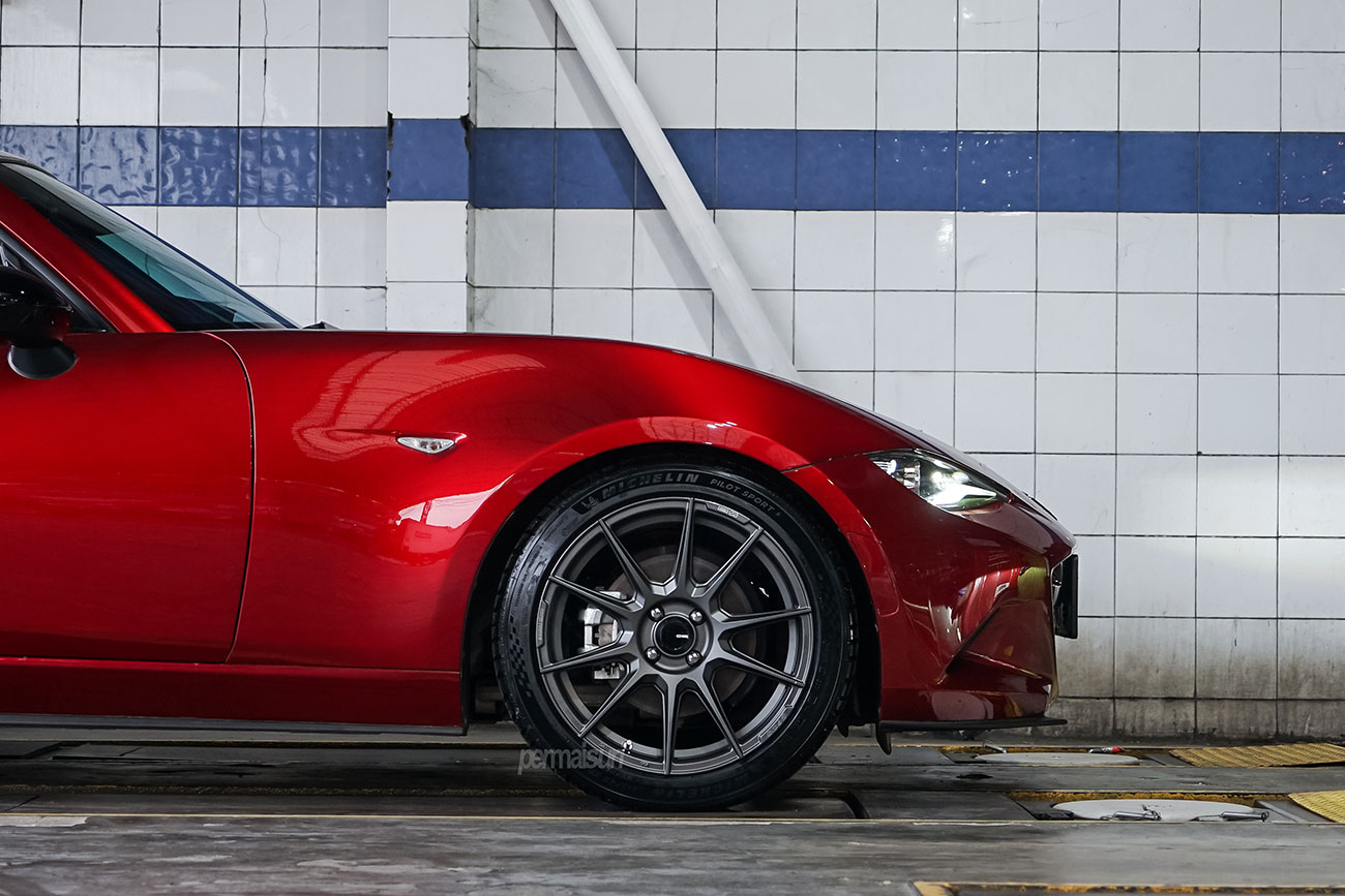Enkei SC46 with Mazda MX-5