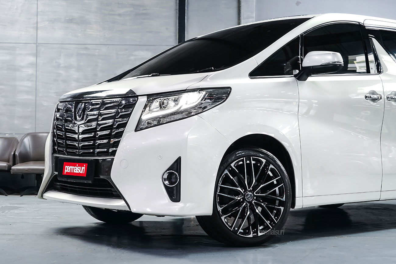 Weds Leonis SK with Toyota Alphard