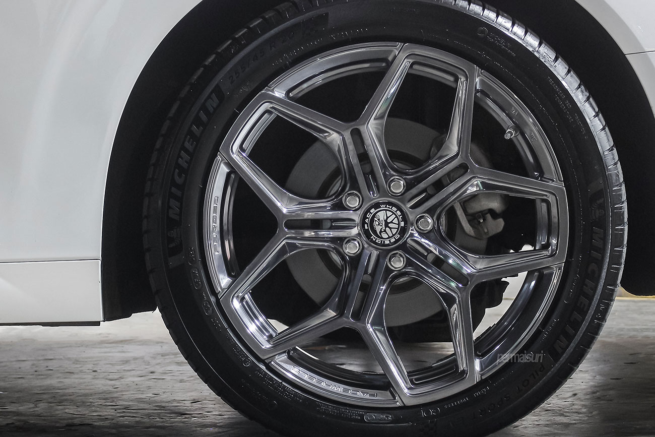 Facewheels FW S-03 with Denza D9