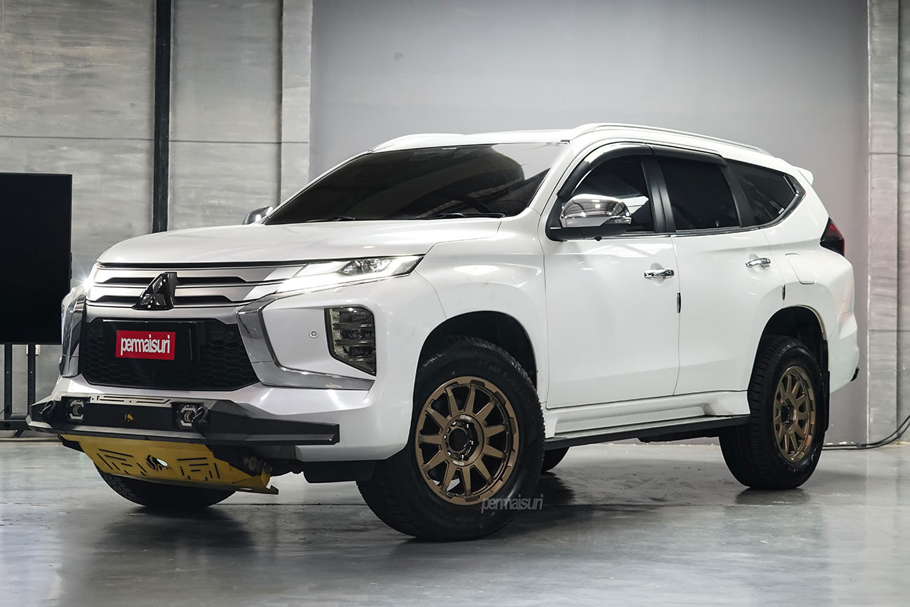 Enkei Trail Cross with Mitsubishi Pajero Sport