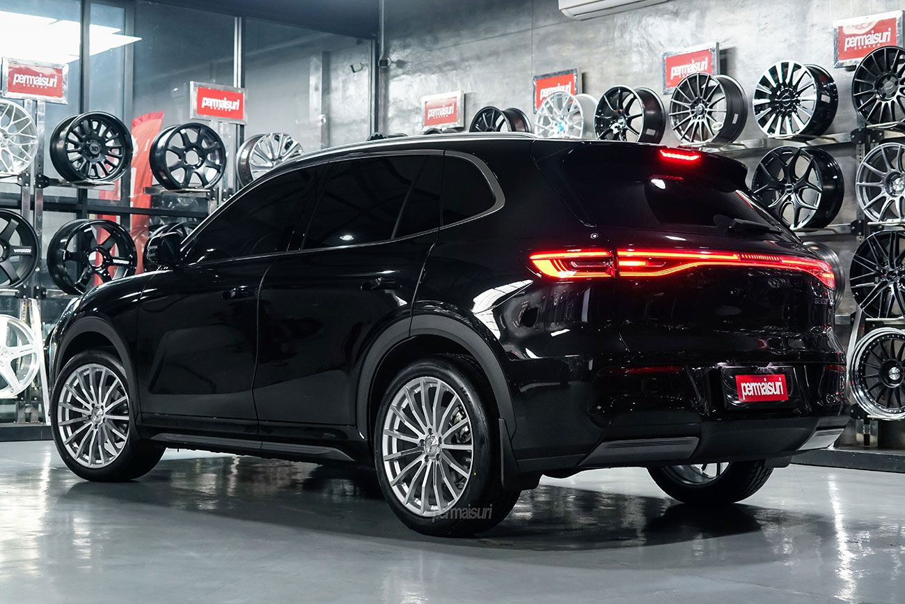 TSW Mallory 5 with Geely EX5