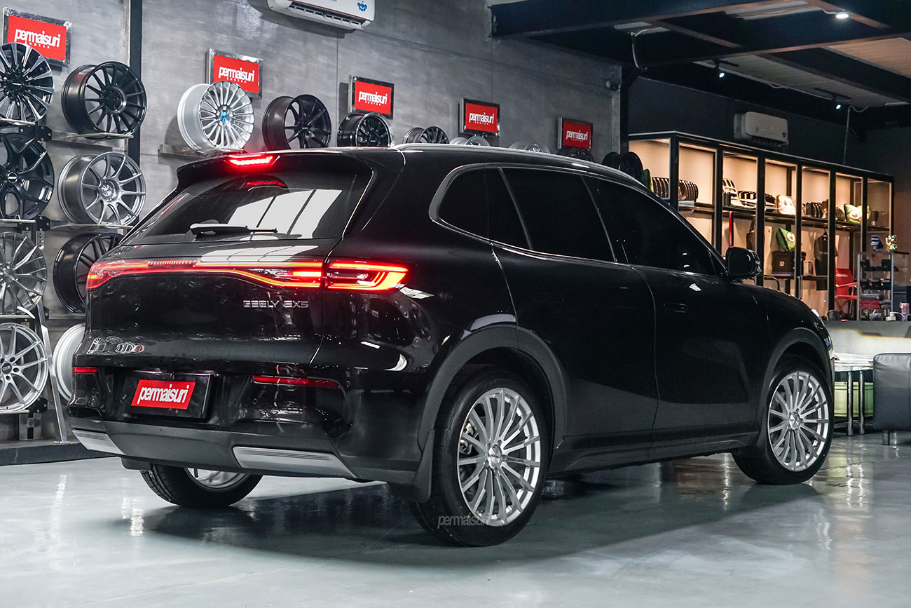 TSW Mallory 5 with Geely EX5