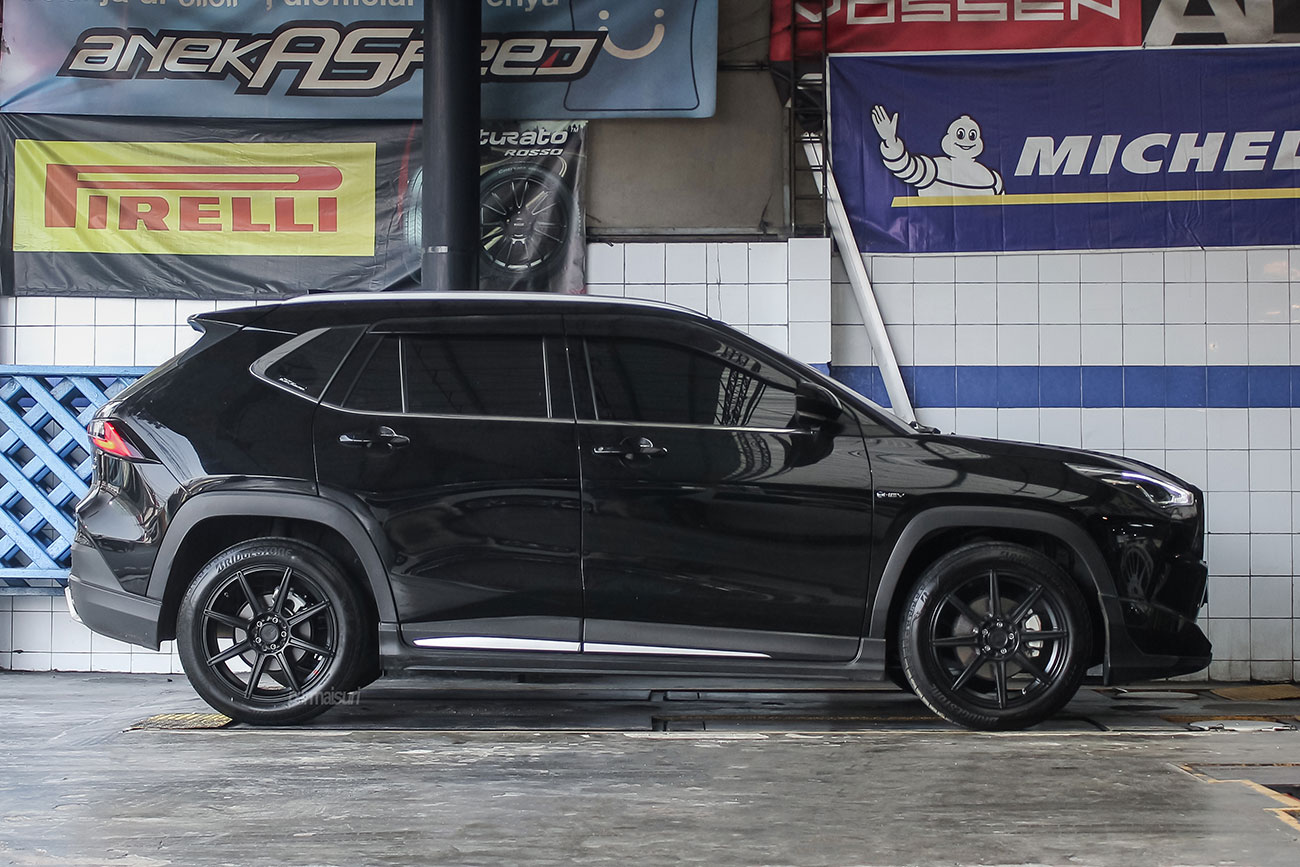 Motegi Racing Emora with Toyota Yaris Cross