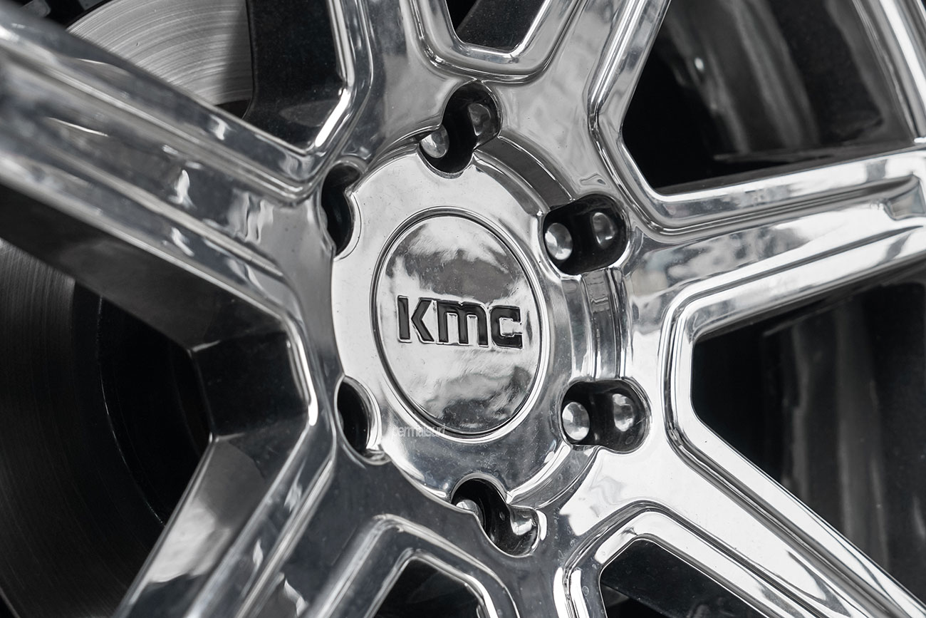 KMC Revert with Toyota Hilux