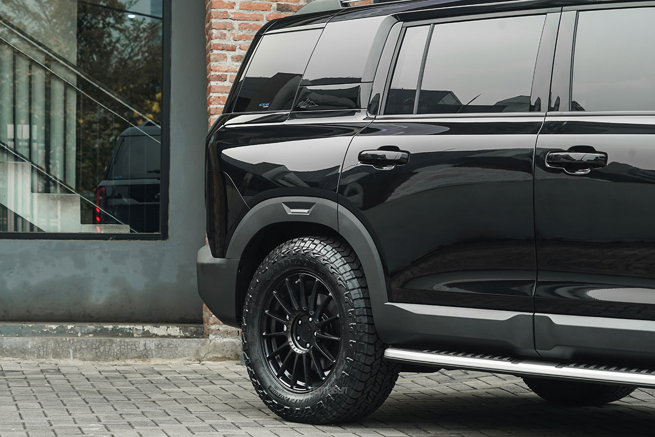 TSW Paddock with BAIC BJ30e