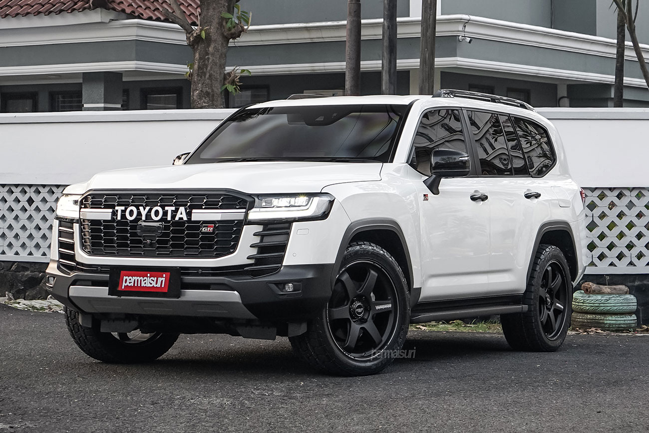Rays Volk Racing TE37 Ultra X with Toyota Land Cruiser J300