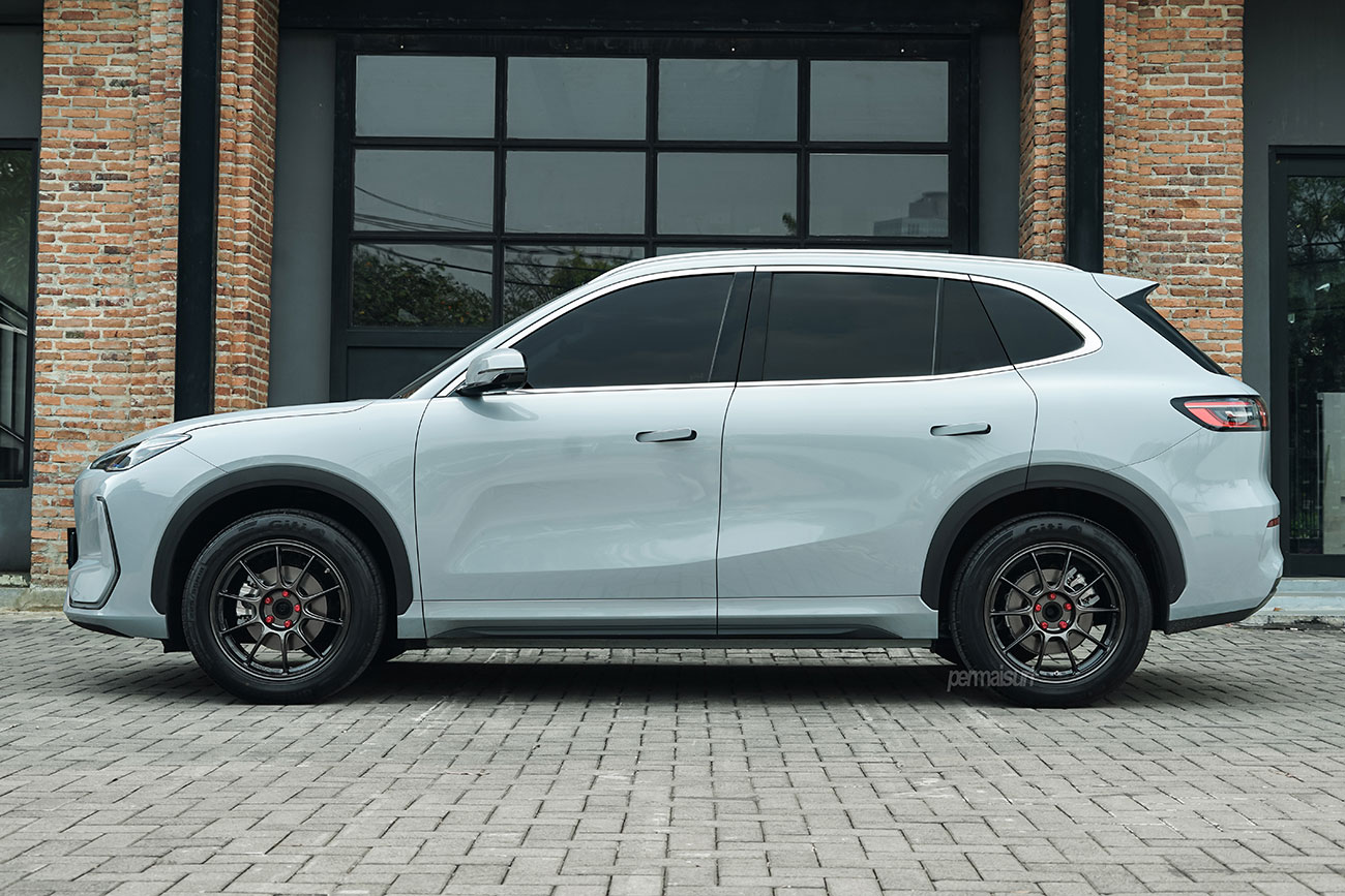 WedsSport TC-105X with Geely EX5