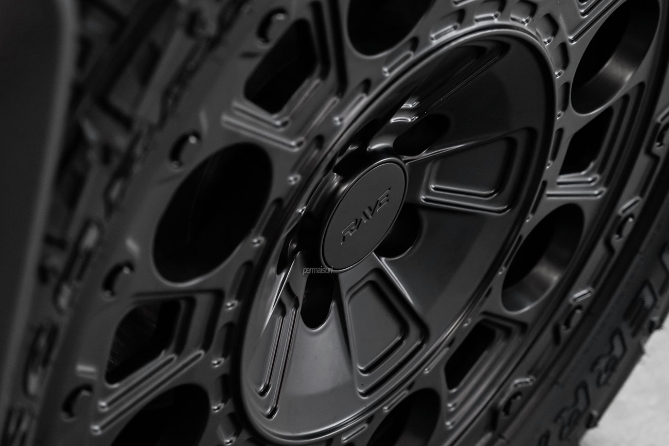305Forged UF309 with iCAR V23