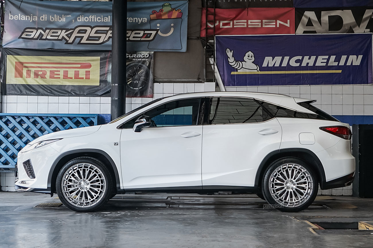 305Forged UF325 with Lexus RX300