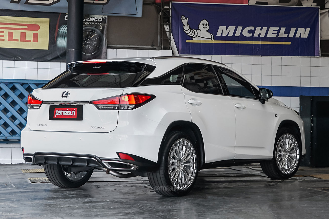 305Forged UF325 with Lexus RX300